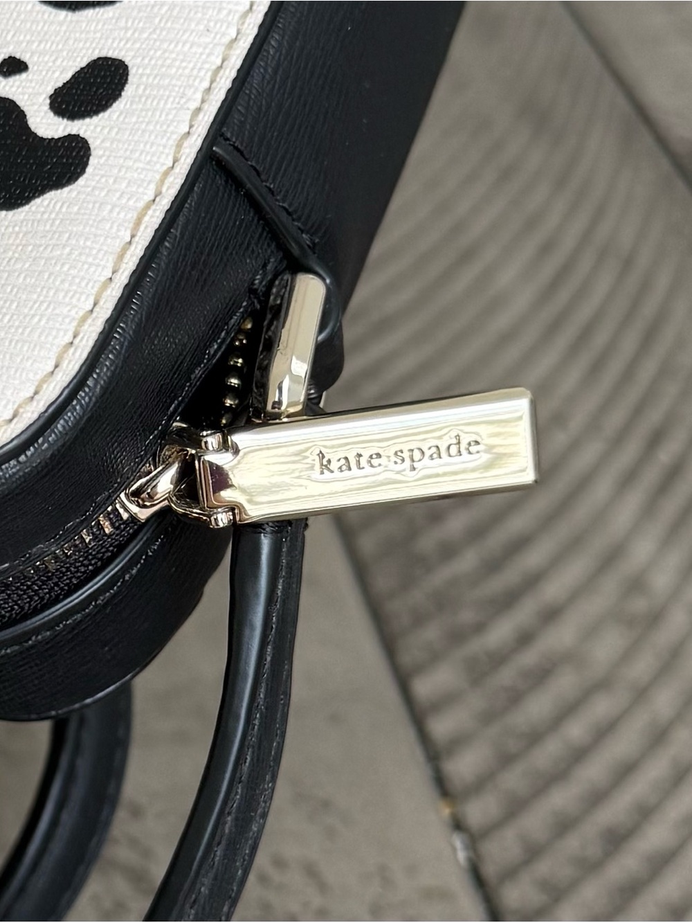 Rare Disney Kate Spade 101 Dalmatians Camera Crossbody Bag - Picture 3 of 5